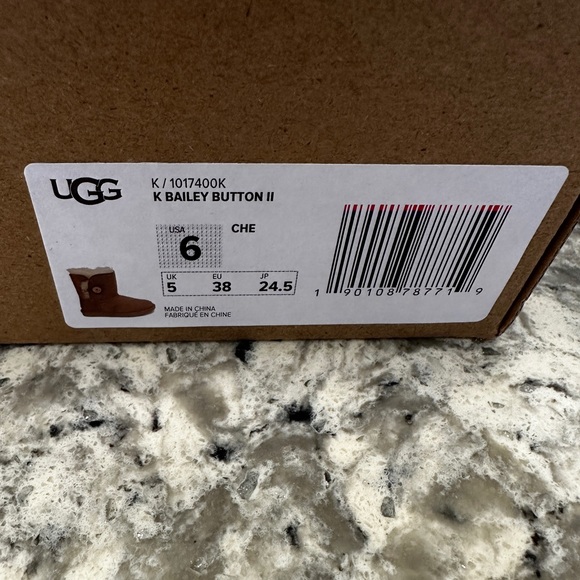 Bailey Button II Boot-Chestnut - Picture 5 of 10